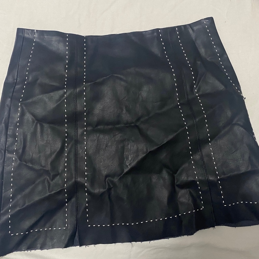 Black Skirt